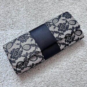 New Moda International Clutch Purse with Strap